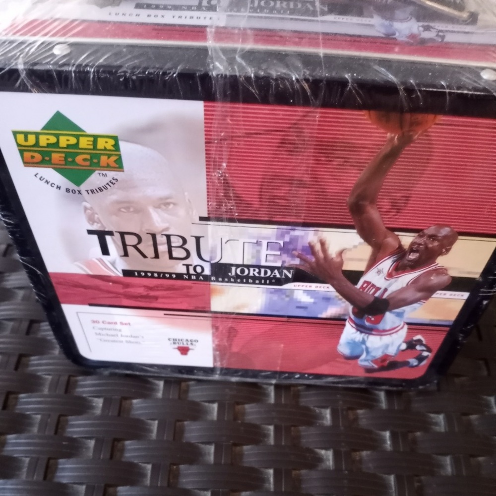 Michael Jordan lunch box
